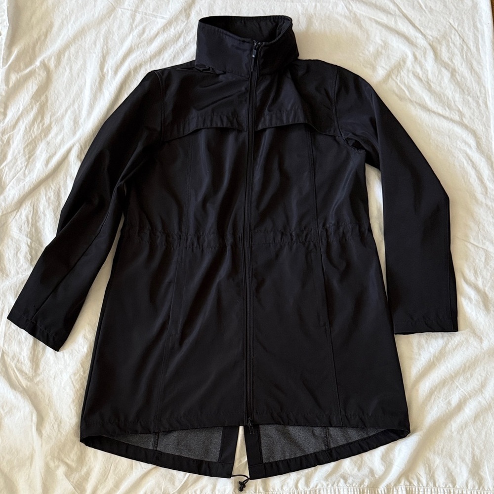 Mondetta Black Trench Coat for Women, size M